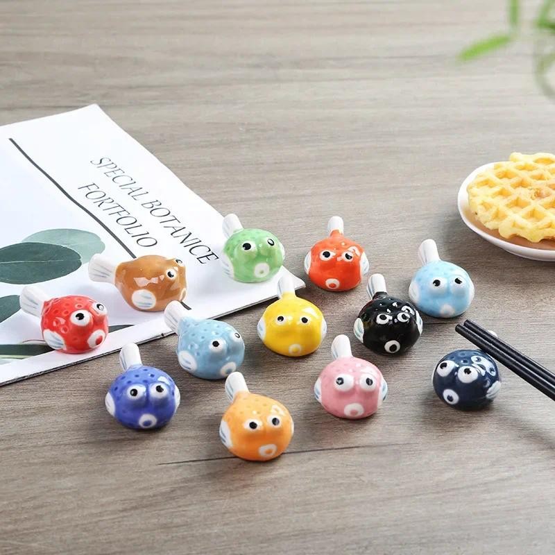 1PC Ceramic Chopstick Holder Puffer Fish Chopsticks Rest Cute Chopstick Rack for Chopsticks Dinnerwa
