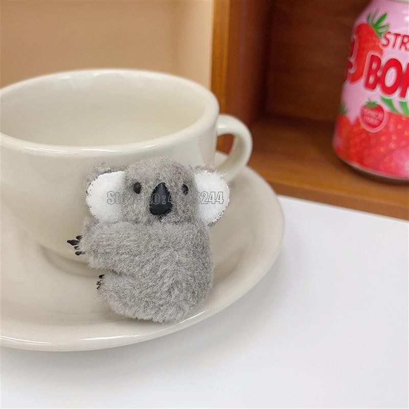 

Creative Plush Koala Clip Hug Small Stuffed Animal Doll Curtain Decoration Clip Bookmark Notes Souvenir Gift For Kids Toy
