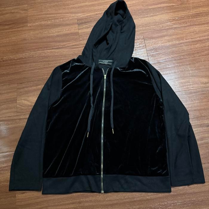 Jaket Hoodie Aiire de Alexis Couture Hitam - Size M