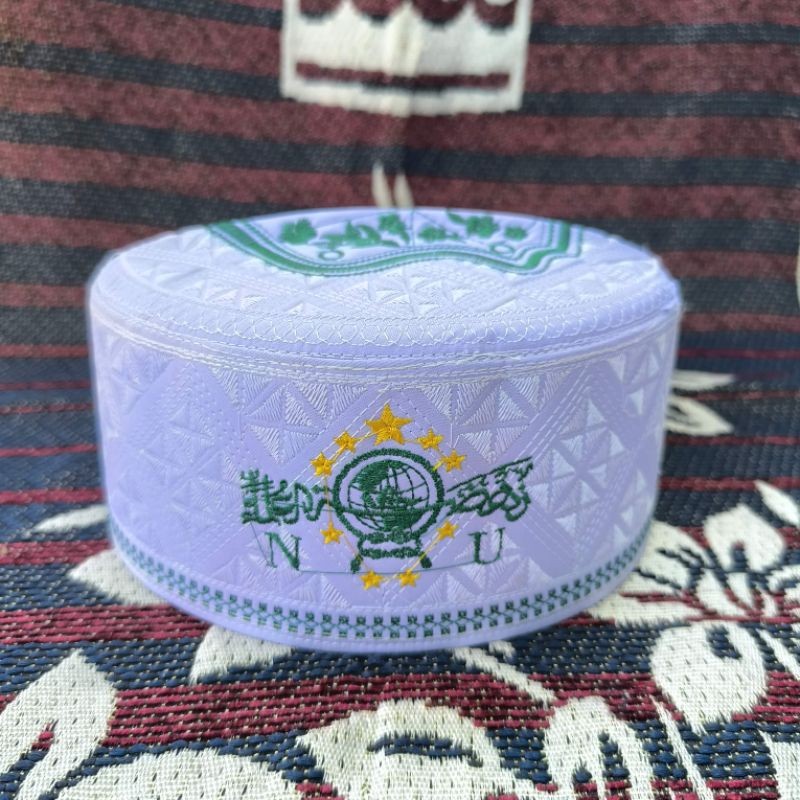 PECI SONGKOK KOPIAH ASSAGOFAH PUTIH NUPeci hitam peci anak peci putih peci rajut Peci NU putih benan