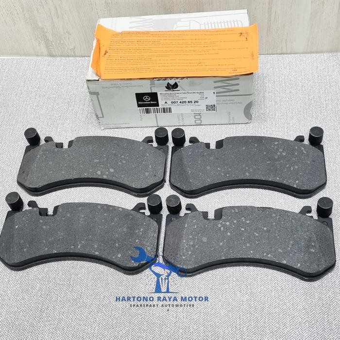 Kampas Rem Bagian Depan Brake Pad W218 W212 CLS63 E63 C63 Mercedes AMG
