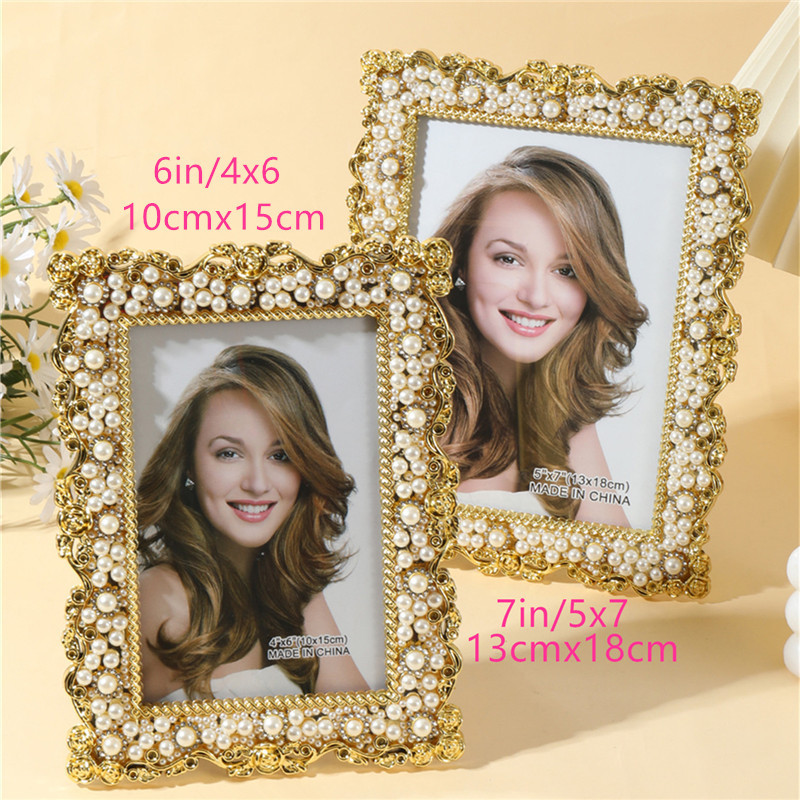 

1Pcs European-Inspired Pearl Frame with Diamond-Like Sparkle - Perfect for Modern Interior(Random inner paper)