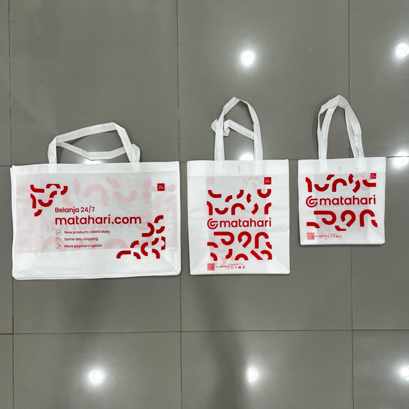 

Tas Belanja Matahari Spunbond Ukuran Beragam