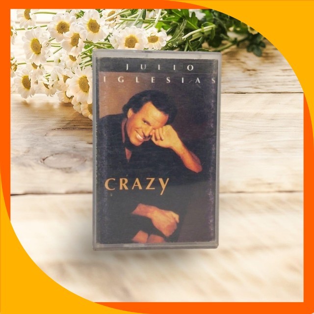 Kaset Pita Julio Iglesias - Crazy