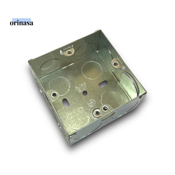 Dus Inbow Dus Kaleng Tanam MK Bahan Besi Boss B157