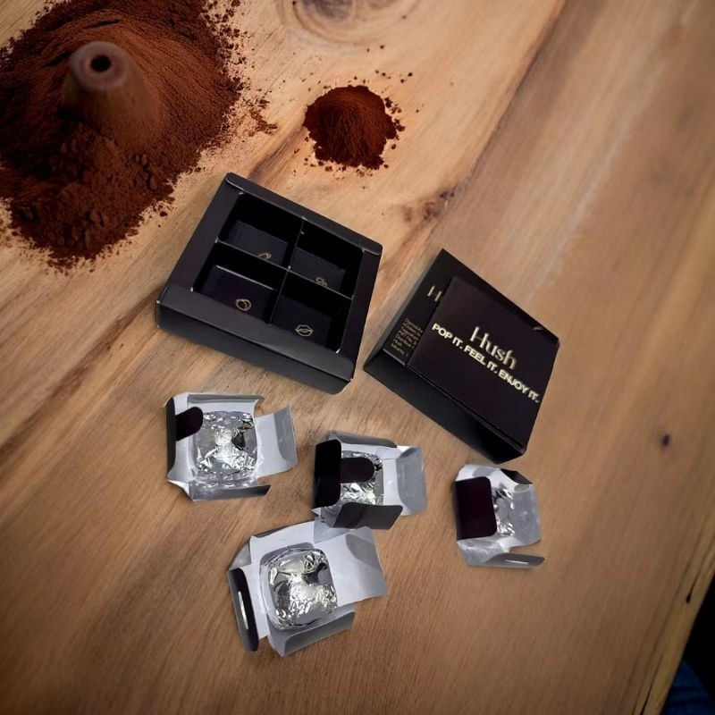 

Hush Chocolate Dark Chocolate with Maca Root, Horny Goat Weed, Saffron Coklat For Couple Untuk Pria dan Wanita | Hush Coklat Stamina