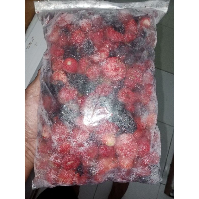 

Termurah1KG MIXBERRY 3RASA, STROBERY,BLACKBERRY,RASPBERRY | FROZEN FRUITS | STROBERY FROZEN | STRAWBERRY FROZEN | ANEKA BUAH | BUAH FROZENnew