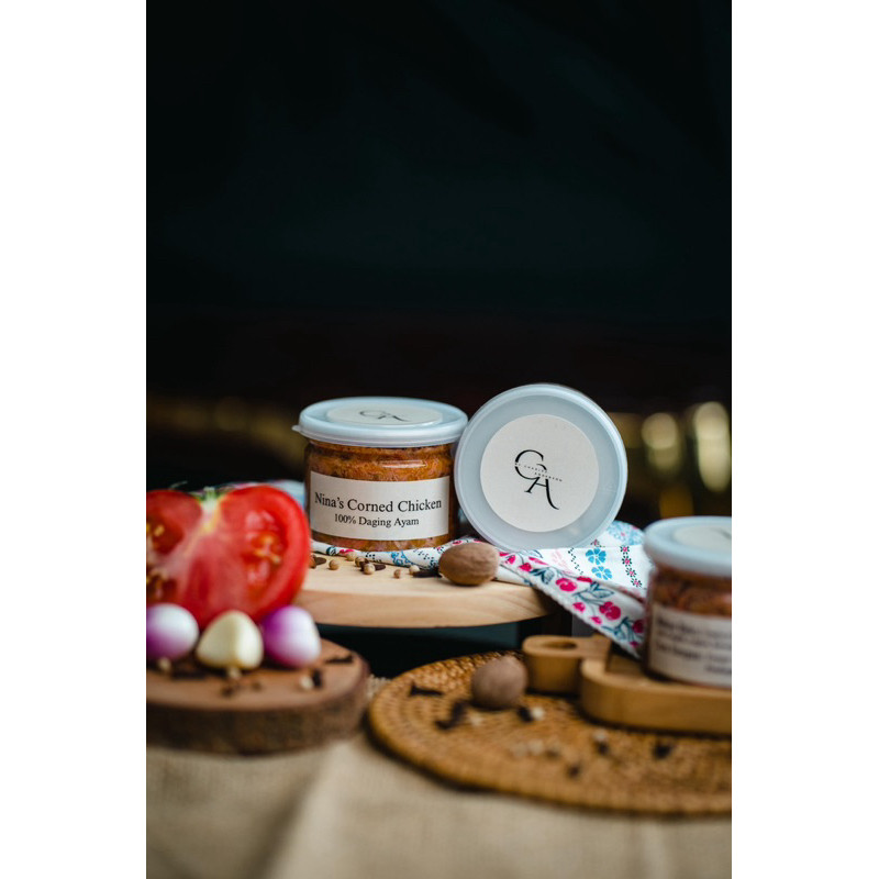 

Nina's Corned Chicken 150 gr Daging Ayam