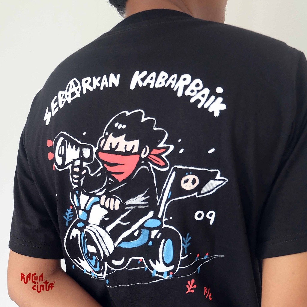 racun cinta - Sebarkan Kaos Pria Wanita Combed Graphic Tshirt