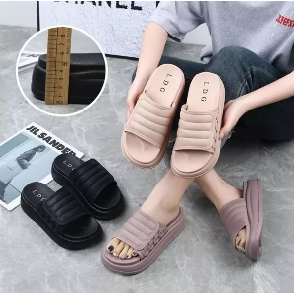 SANDAL SELOP WANITA KARET TEBAL JELLY 4 CM LDG 2566