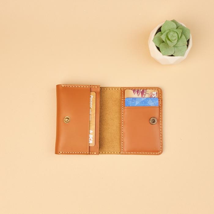 

Jaje.store dompet kartu tempat kartu nama kulit - TAN