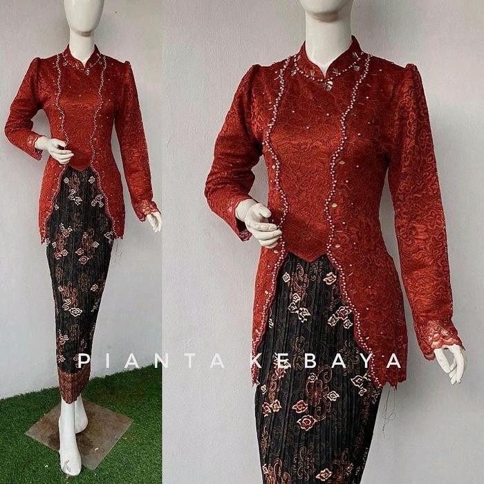 

Ready Stok Kebaya Hasya//Kebaya Kutubaru Sanghay Payet//Kebaya Kutubaru Brukat Wisuda//Kebaya Lamaran//Kebaya Pesta - teracotta, atasan M