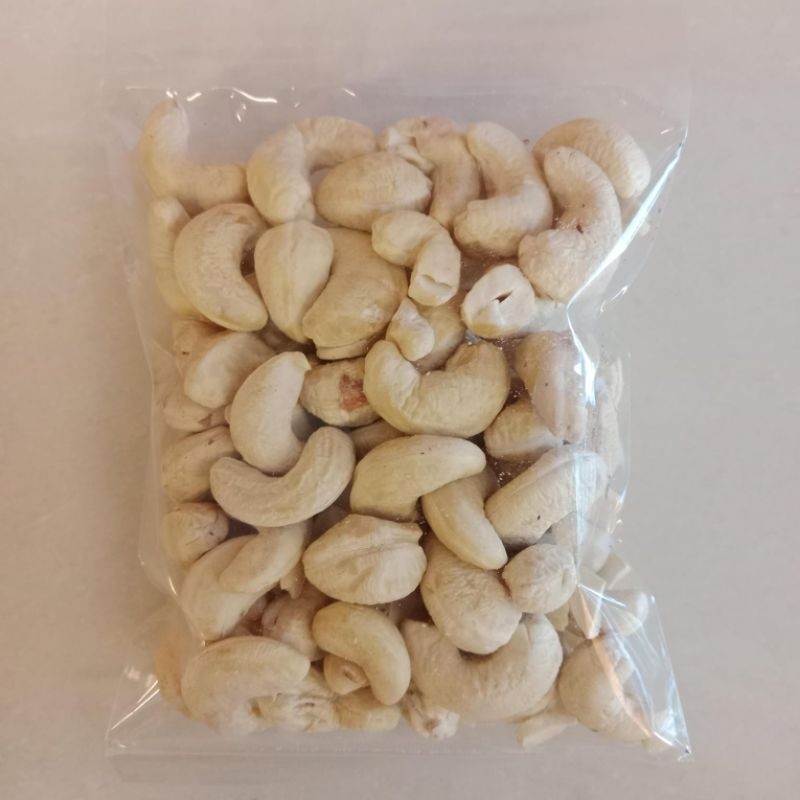 

Kacang Mede Utuh Mentah 100gr