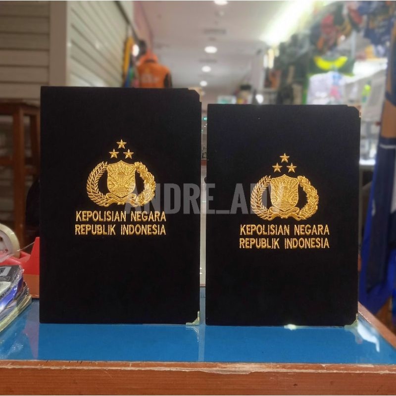 

map beludru logo tribrata benang emas