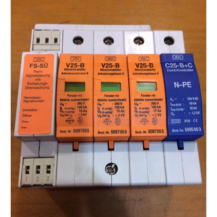 Penangkal petir Surge arrester OBO V25 3pole NPE FSU