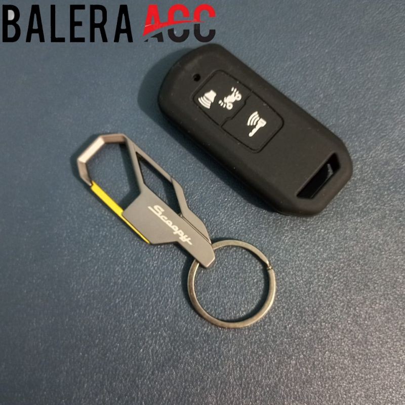 Paket gantungan kunci Logo scoopy Dan Cover Remot Scoopy 2023 - 2024