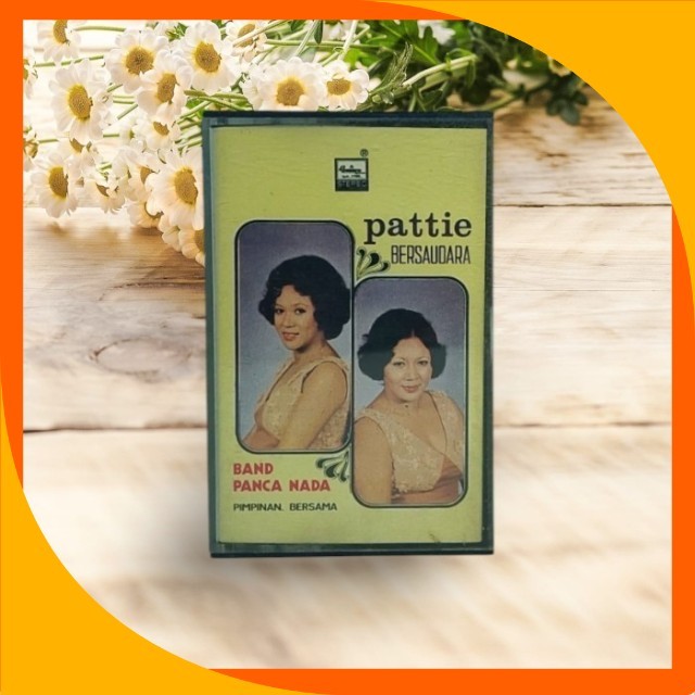 Kaset Pita -Pattie Bersaudara