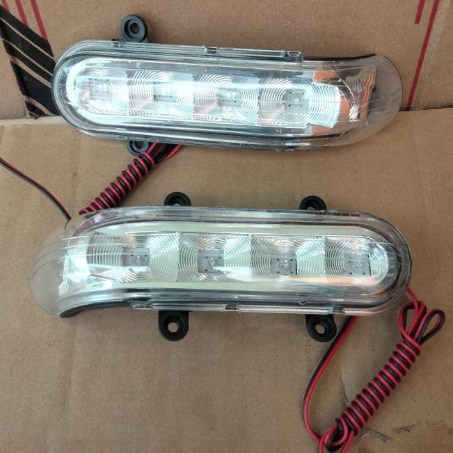 lampu Sein spion ISUZU PANTHER TOURING ORIGINAL - Lampu sein, kiri, penumpang