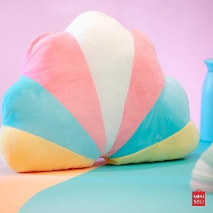 Boneka Bantal Kerang - MINISO summer rainbow series plus pillow(shell)