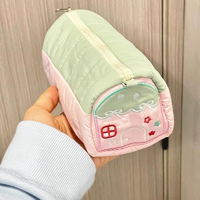 

LITTLE DAISY | WANDA Pencil Case / Kotak Pensil Aesthetic Korean Style / Kotak Pensil Puffy Premium / Tempat Pouch Stationery / Kotak Pensil Peralatan Sekolah Import Kantor Tulis - PINK