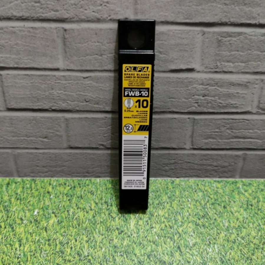 

OLFA FWB-10 Refill Pisau Cutter 12.5 mm (10pcs/pack) Spare Excel Black Ultra Sharp Blade for FWP-1