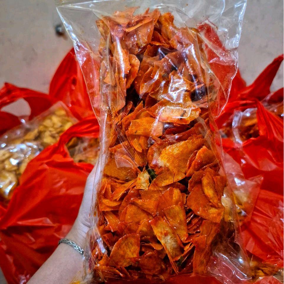 

KERIPIK SANJAY SINGKONG 500GR RENYAH GURIH ENAK SNACK MAKANAN CEMILAN