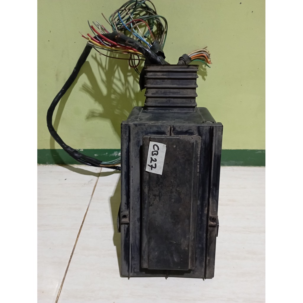 COPOTAN ORI FUSE BOX Sekring Sett Peugeot 505 GTi CB 27
