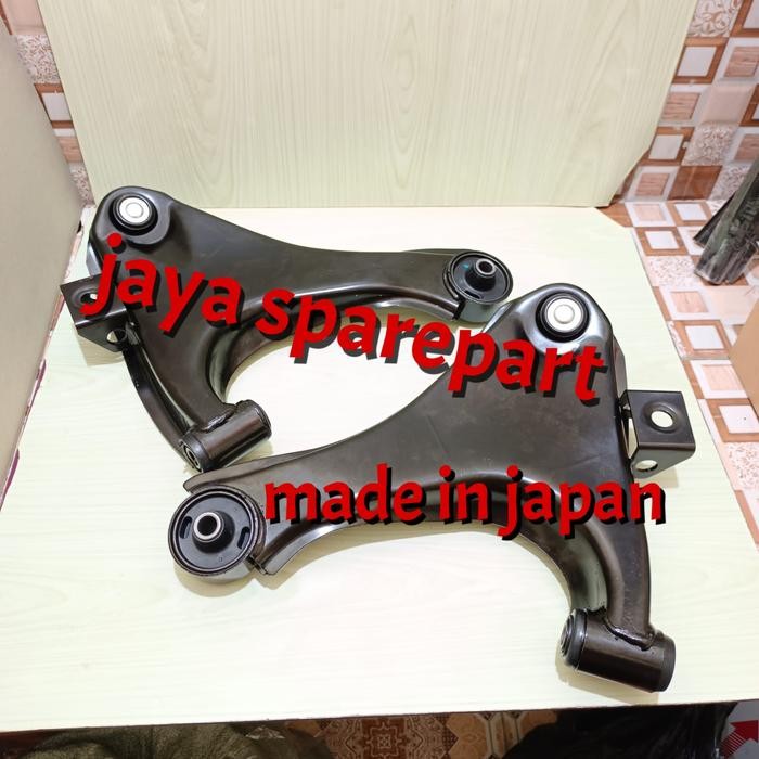 Lower Arm - Sayap Depan Bawah Daihatsu Taruna Karbu 48068-87401 1set