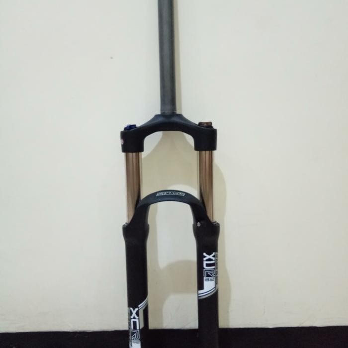 FORK MTB SR SUNTOUR XCR 27.5 LOCK OUT/DISC ONLY & PRELOAD