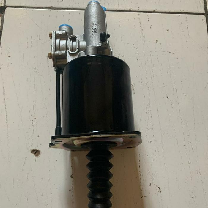 CLUTCH SERVO Quester Q30705-9Z00C UD Trucks TOP