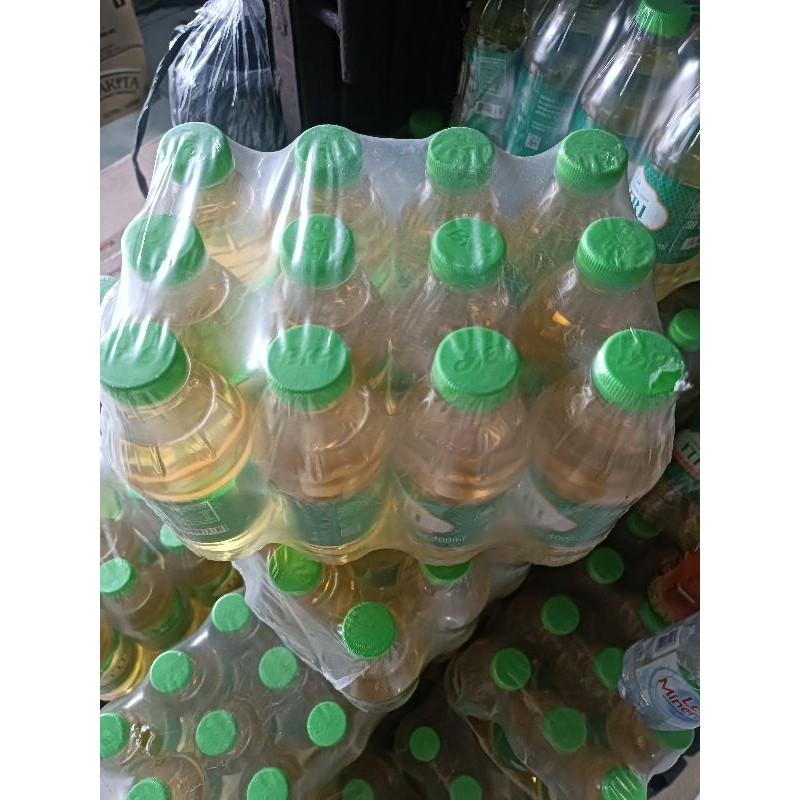 

perkrat 400ml minyak goreng fitri isi 12pcs 400ml