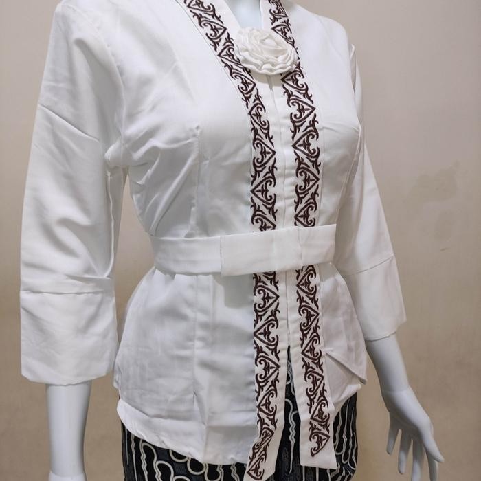 

Atasan Kebaya Kutubaru Wanita Dewasa Modern Mewah Lengan 7/8 Warna Putih Cerah Bordir Coklat Abu | Pakaian kutu Baru Moderen Elegan Cantik Acara Pesta Kondangan Tunangan Lamaran Akad Nikah Wisuda Kekinian Sharoon - Coklat Tua, XL