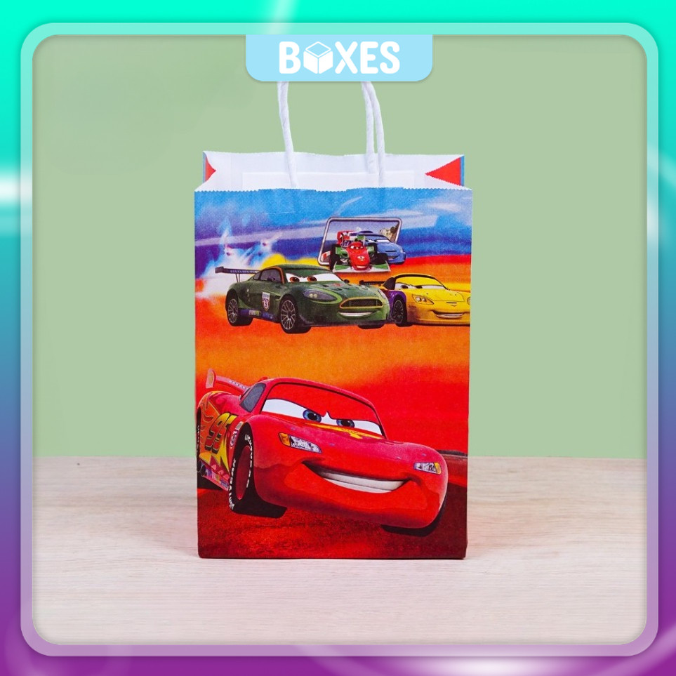 

Paper Bag Motif cars / Goodie Bag Motif Cars / Tas Ulang tahun anak Motif Cars / Tas Kraft Hampers Motif Cars | AK02M6