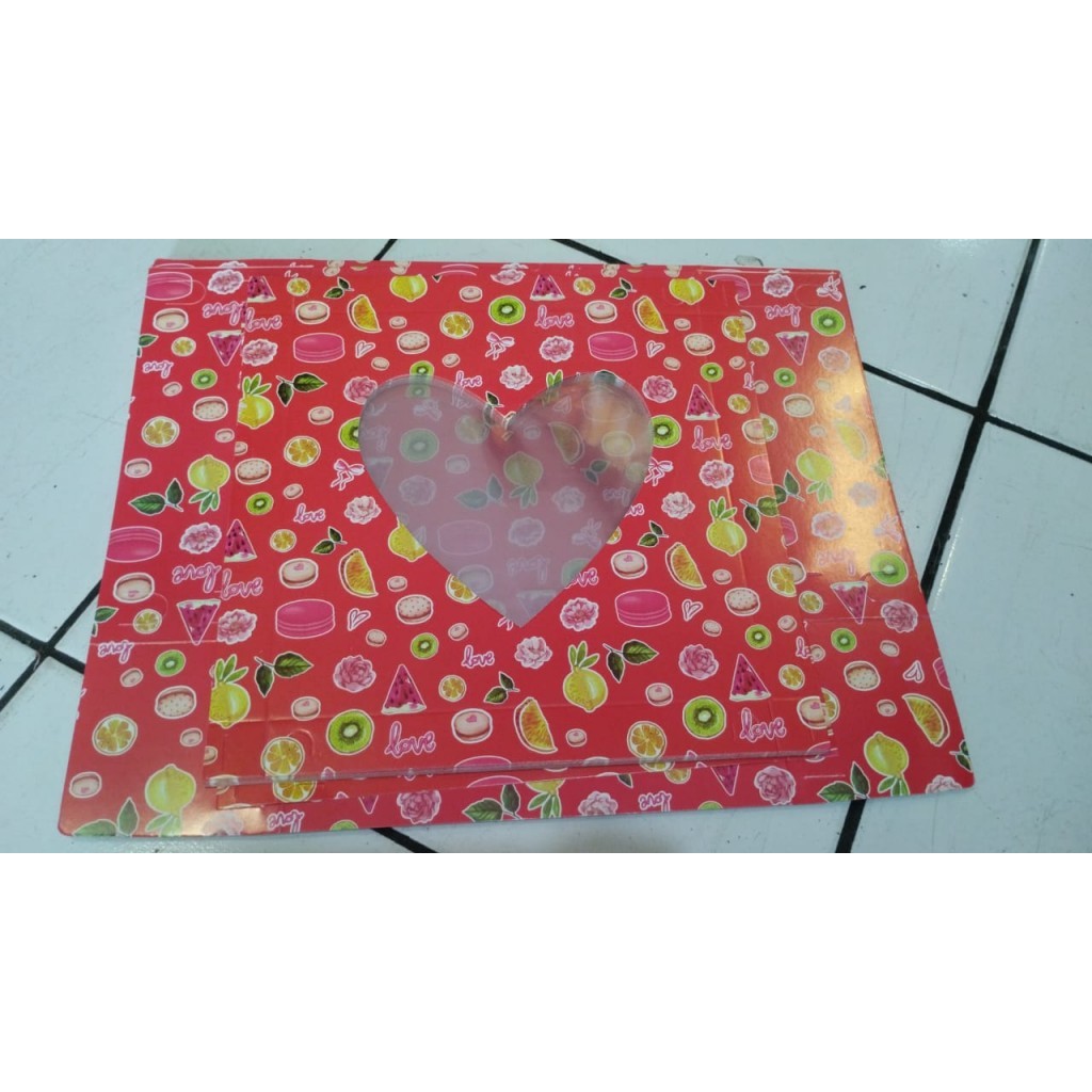 

Dus box kue hati motif 25x25