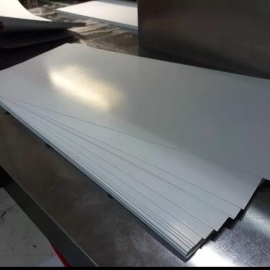 

TERLARIS! Kertas art carton/art paper 260 gsm isi 50 lembar A4