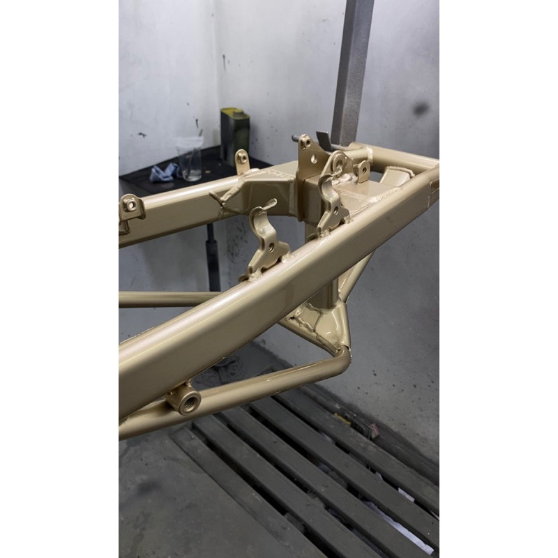 Cat original colour arm/shock depan gold kawasaki ninja rrco