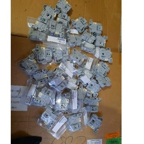 Doorlock mesin cuci Electrolux EWF8005EQWA ewf7555eqwa