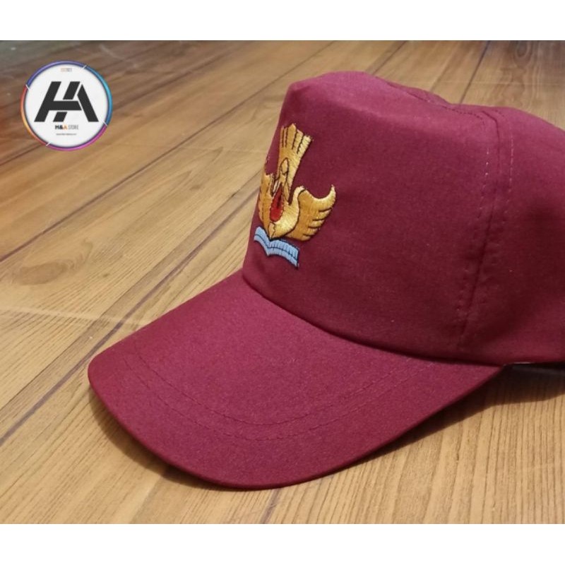 TOPI SD POLOS PEREKAT