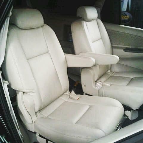 Captain seat Toyota Inova