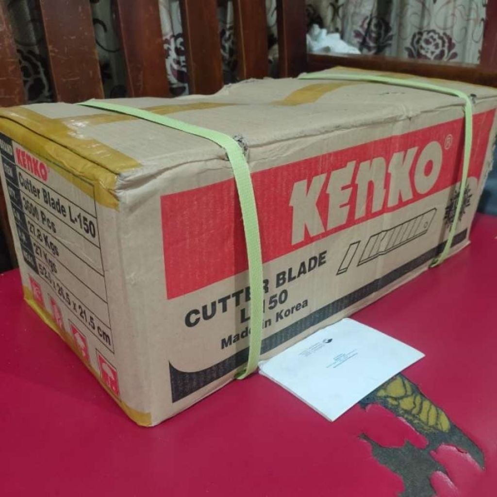 

CUTTER KENKO 1 KOLI ISI BESARREFILL ISI CUTTER KENKO L-150 ( 1 KOLI = 3600 PCS )