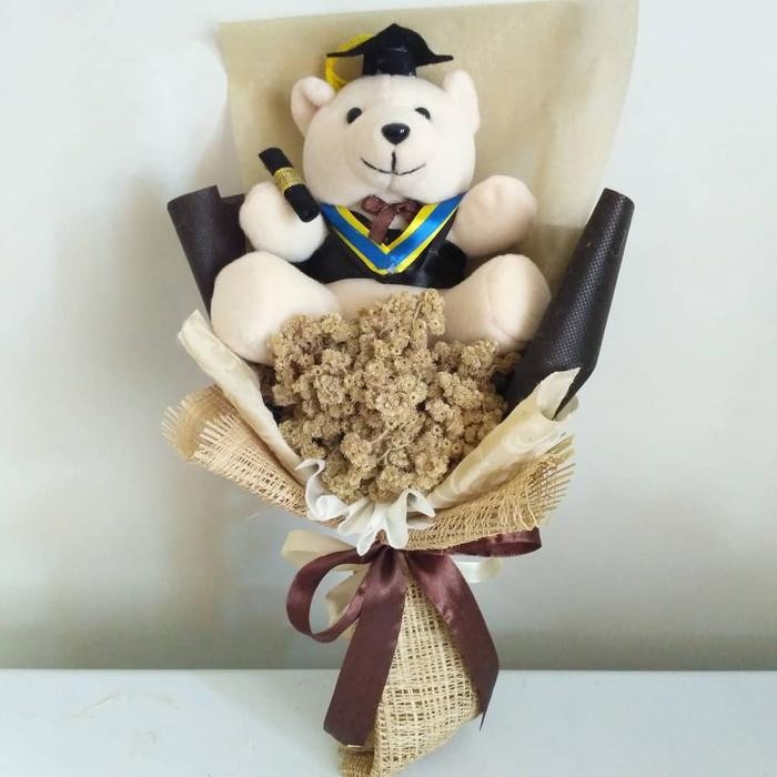 Buket Boneka Wisuda Bunga Edelweis Kering - wisuda krem