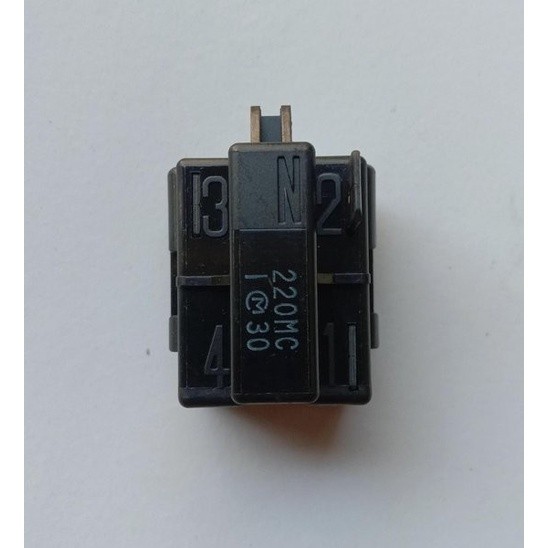 Relay PTC Kulkas Panasonic 1 Pin Socket Kanan Murata 220MC Original Part Tool