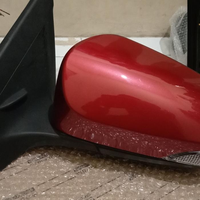 spion new Yaris 2014 original