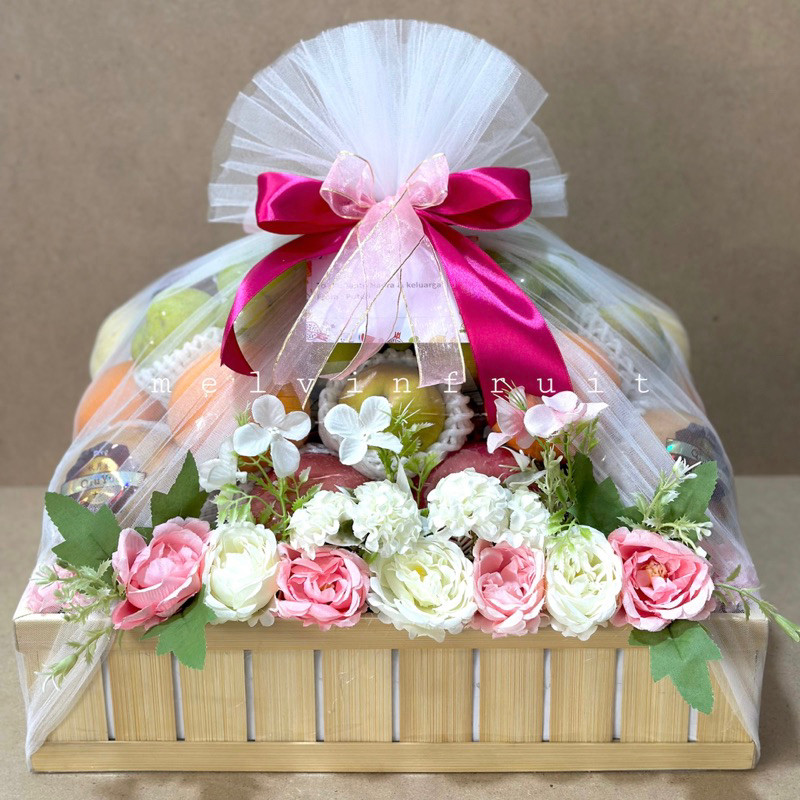 

Parcel Buah Premium + Bunga A