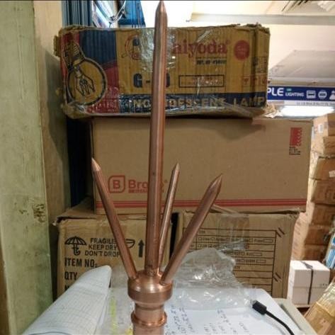 Penangkal Petir Trisula