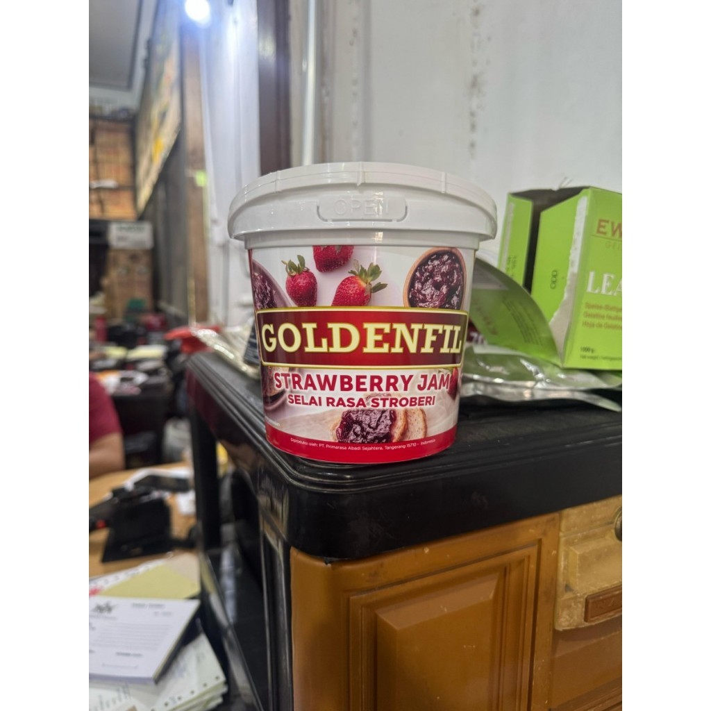 

Goldenfil Strawberry Jam / Selai Stroberi Goldenfil / Strawberry Jam Goldenfil - 1 Kg