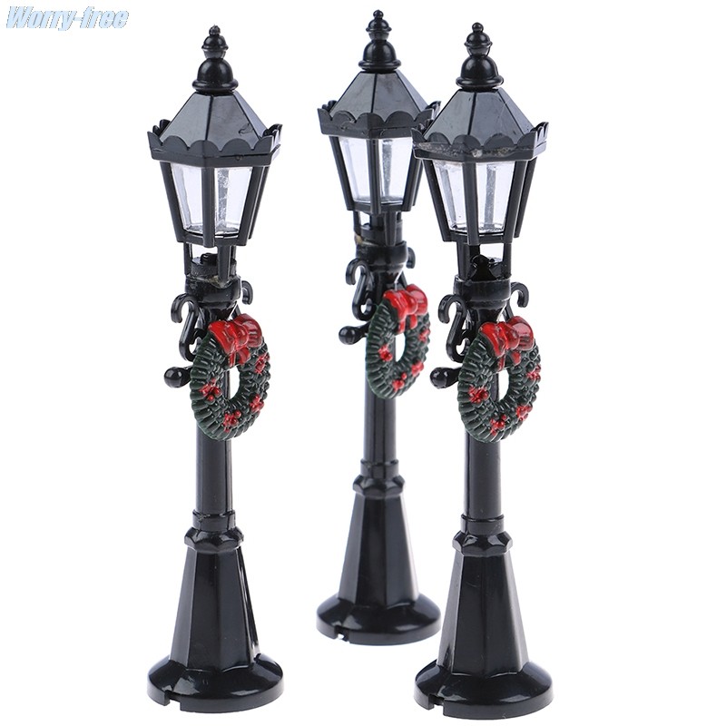 

1/12 Dollhouse Miniature Christmas Park Street Lamp Doll Streetlight Decor Toy Home Decor 1pc