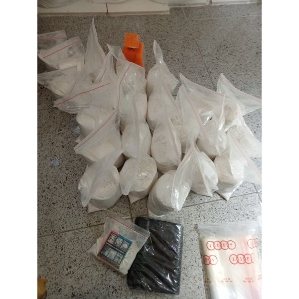 

( 1 kg ) kapur sirih Ca(OH)2 ,kapur gamping ,banyak manfat