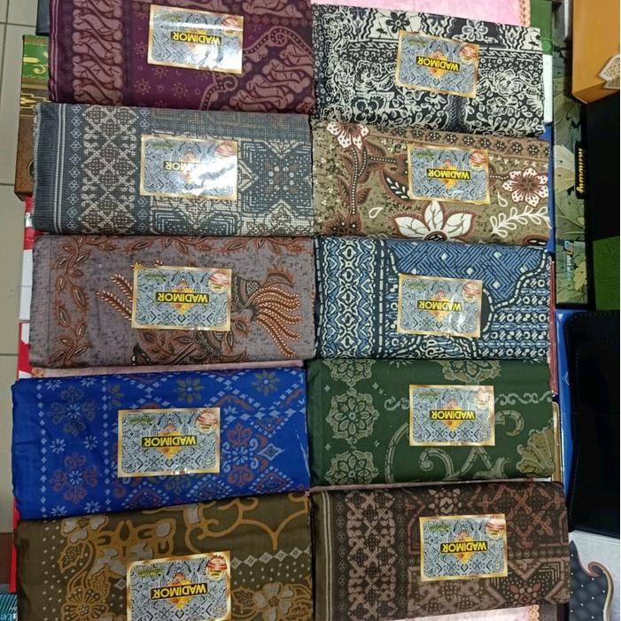 SARUNG WADIMOR BATIK JAWA SARUNG TENUN DEWASA MOTIF TERBAIK Muslim Pria Katun Santri Kain Songket Hi