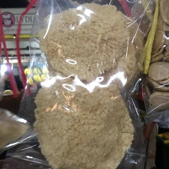 

Kerupuk Gendar 1 Bungkus